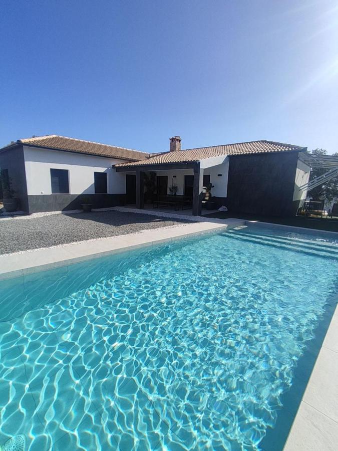 Villa Isabel El Gastor Exteriér fotografie